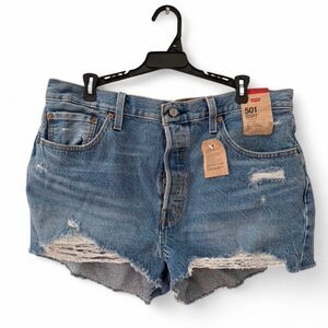 NWT Levi's 501 Women's Blue Denim Shorts